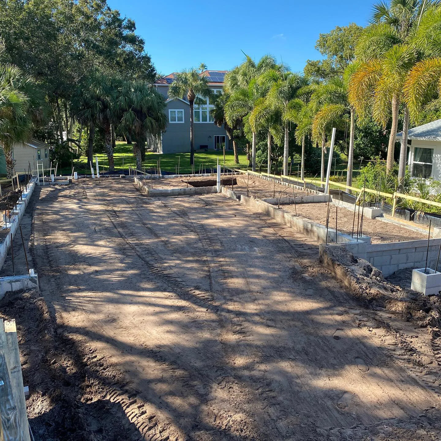 Building pad with block stem walls and rebar ready for fill